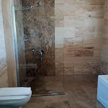 Sleeps 14 Pool Air Con Wifi Villa
