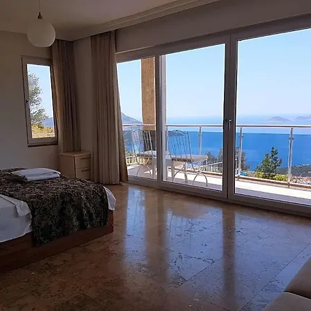 Sleeps 14 Pool Air Con Wifi Villa